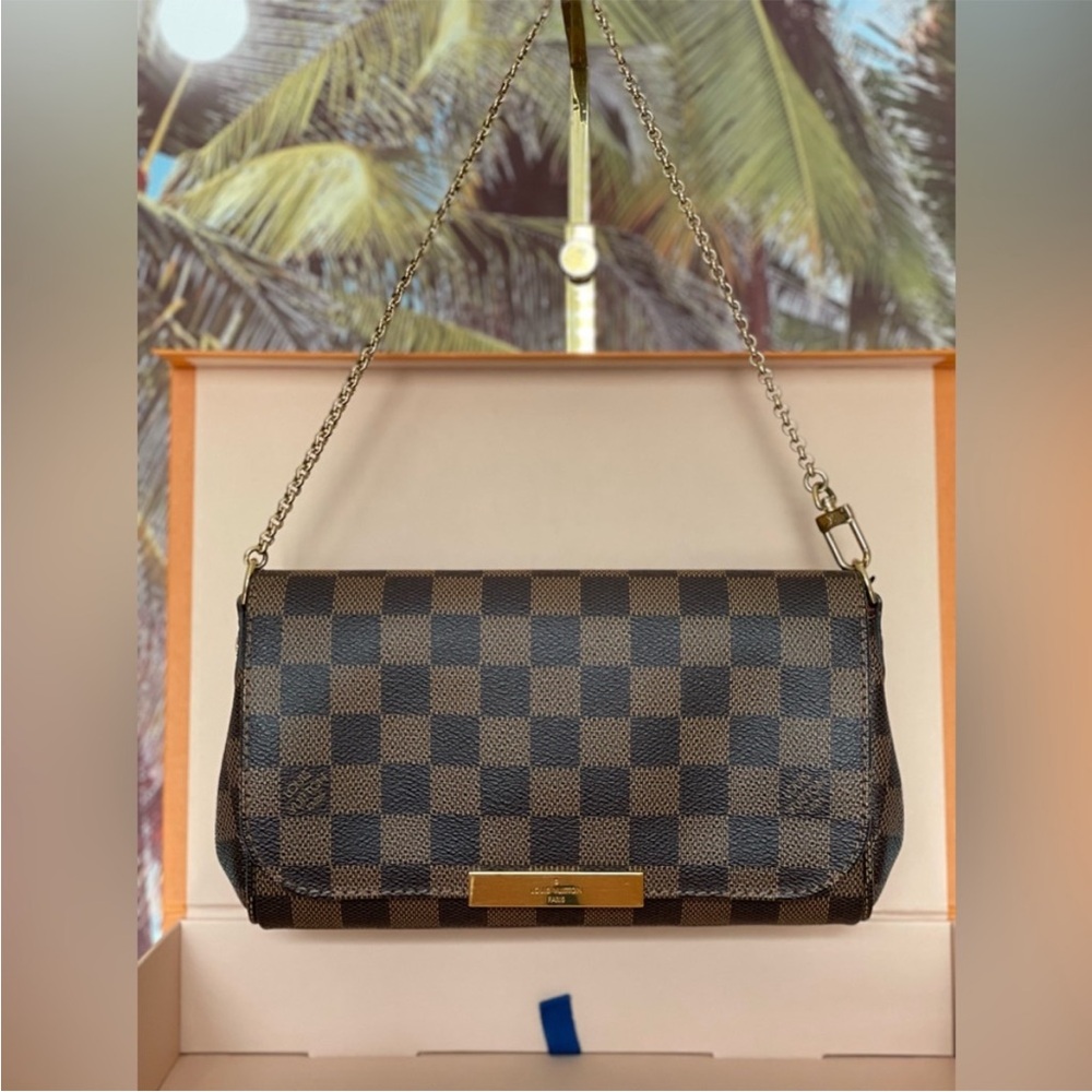 LOUIS VUITTON
FAVORITE